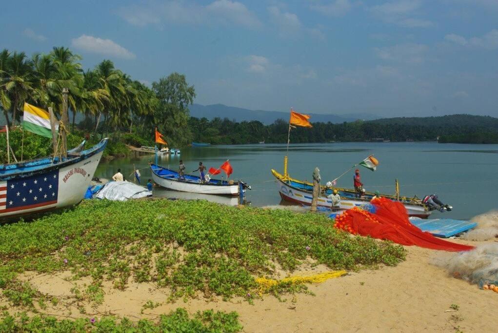 קאנאקונה Cockerel Homestay - Traditional Beach Village - Goa מראה חיצוני תמונה
